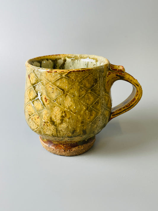 Mug, footed, oak ash, nuka, T829