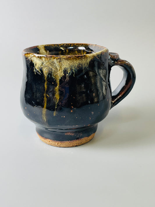 Mug, footed, temmoku, nuka, T843