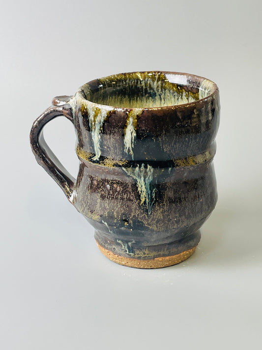 Mug, footed, jian, nuka, T844