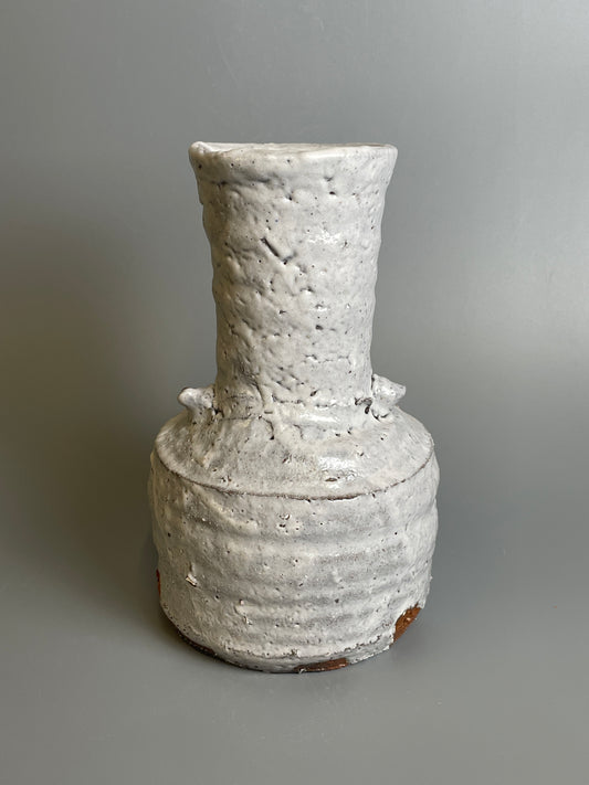 An Oni-Hagi hanaire flower vase A161