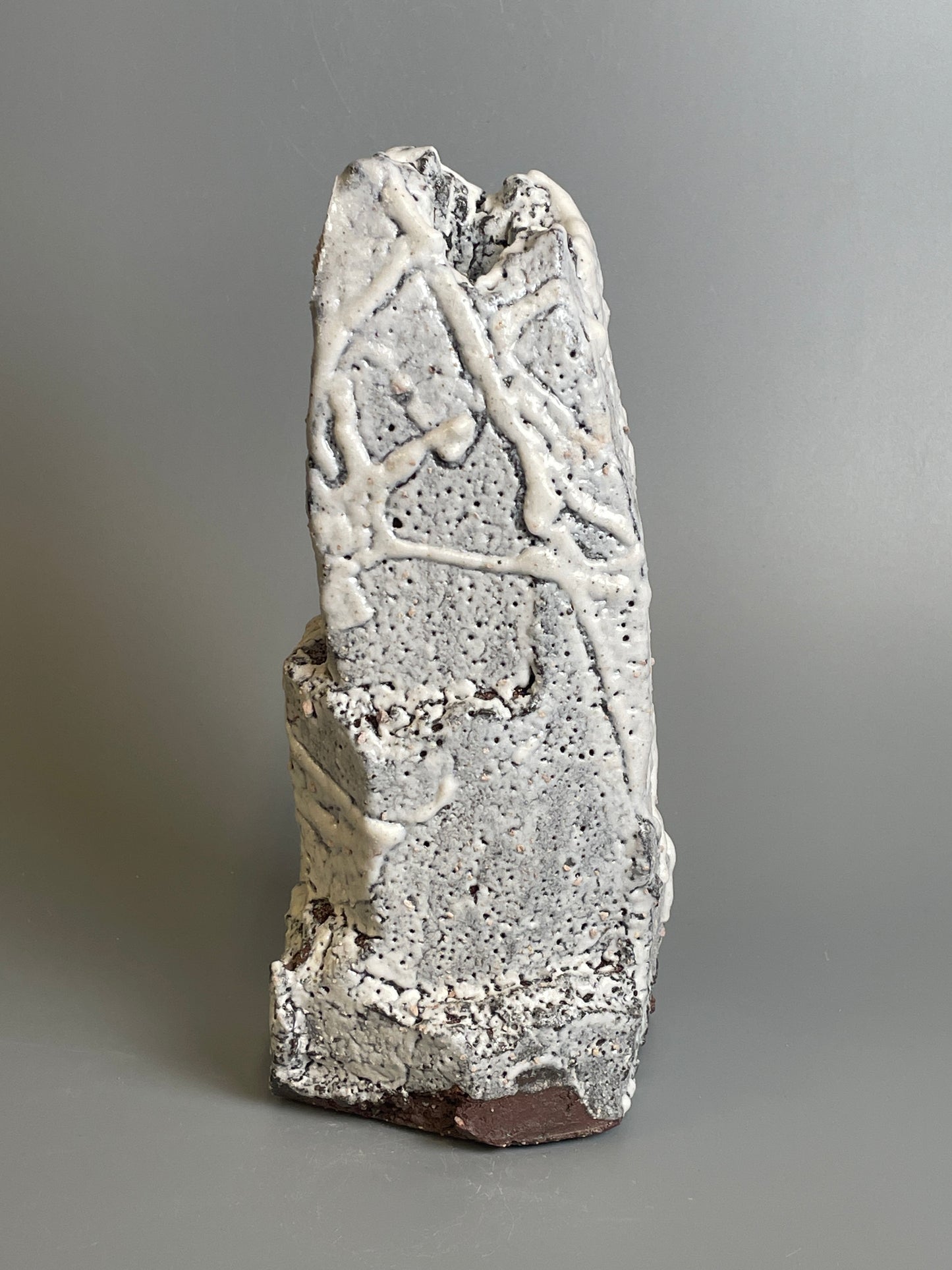 A cut-sided 'mentori' hagi hanaire flower vase A169