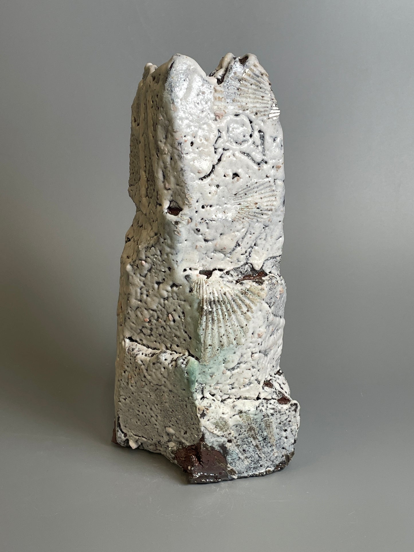 A cut-sided 'mentori' hagi hanaire flower vase A169