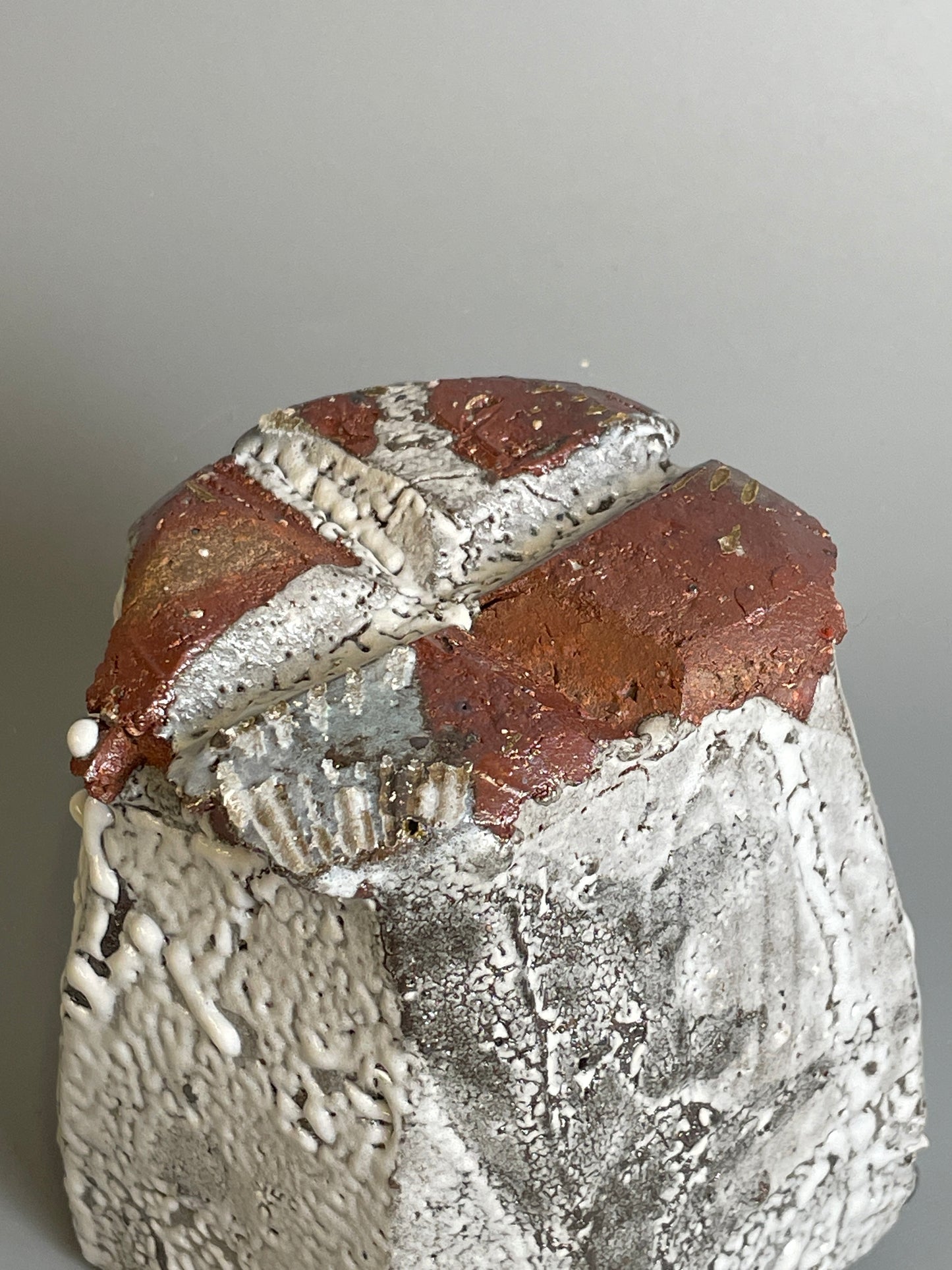 An Oni-Hagi cut sided container A194