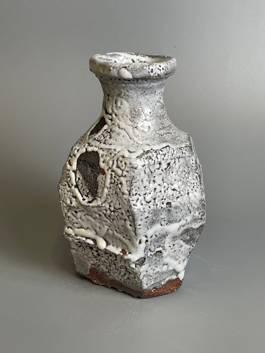 A Hagi cut sided hanaire flower vase A207