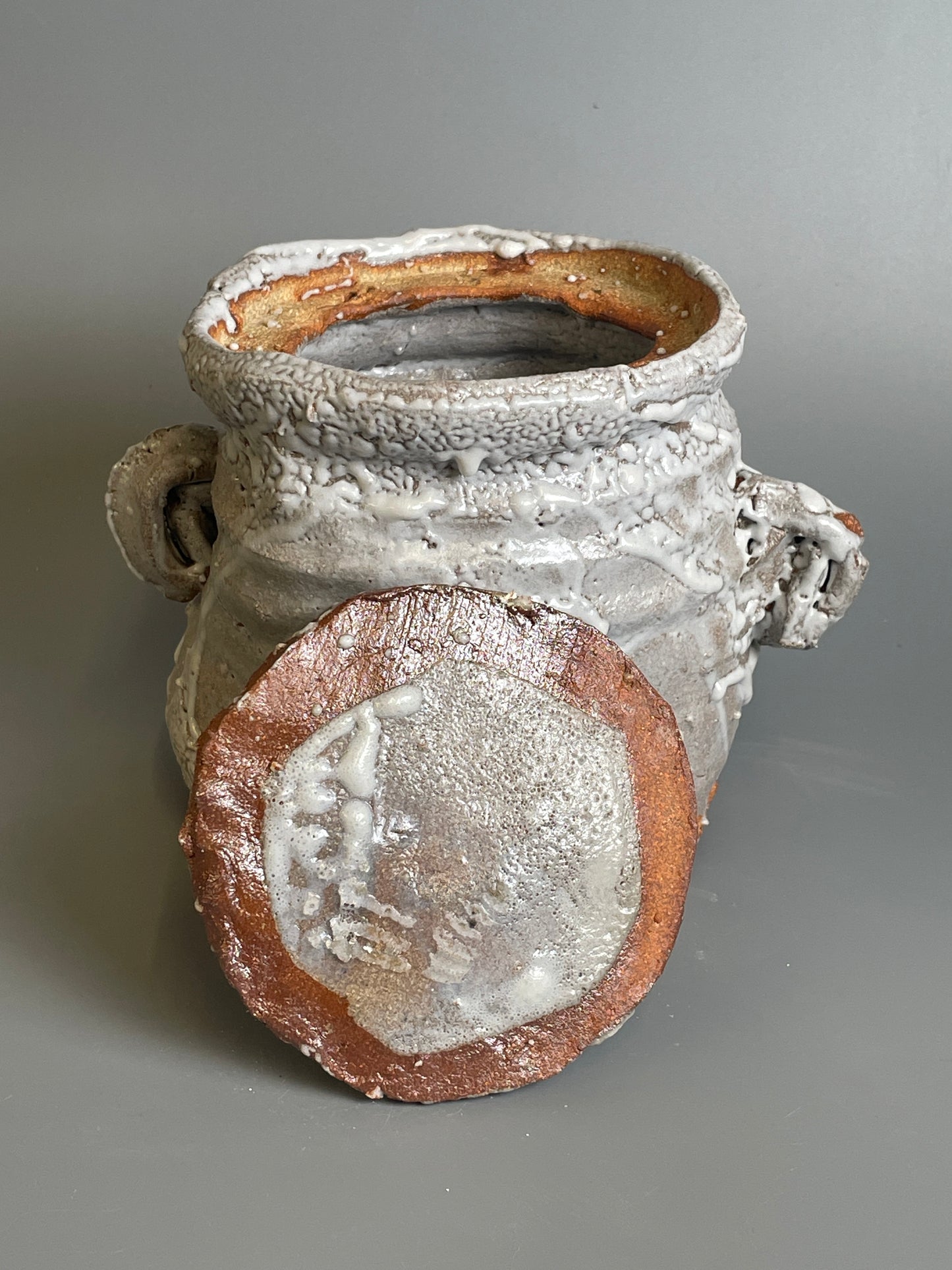 An Oni-Hagi small lidded vase A236