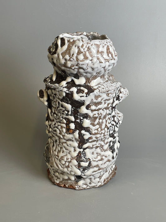 An Oni-Hagi hanaire flower vase A238