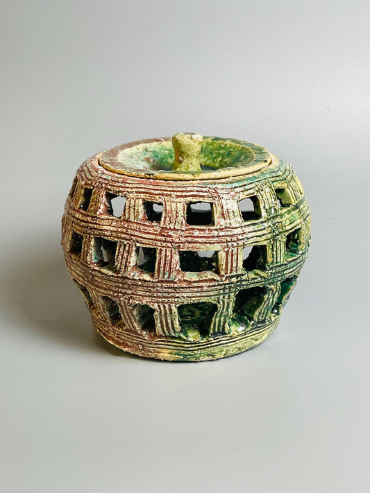 Aaron Angell for Troy Town, an oribe censer for incense, feldspathic inclusions, A044