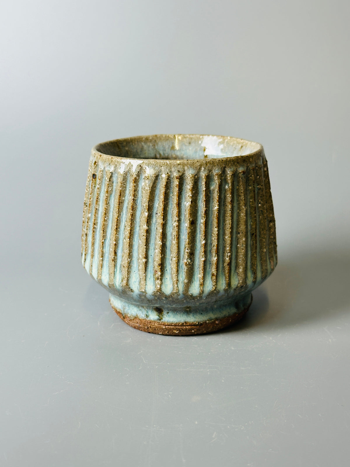 Yunomi, fluted, nuka, T1580