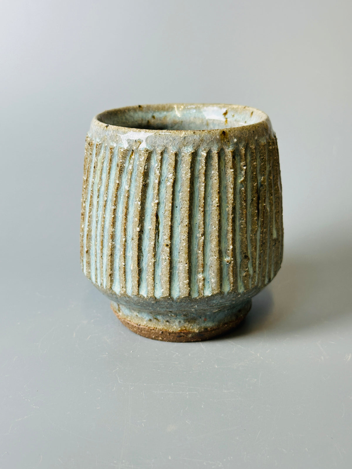 Yunomi, fluted, nuka, T1584