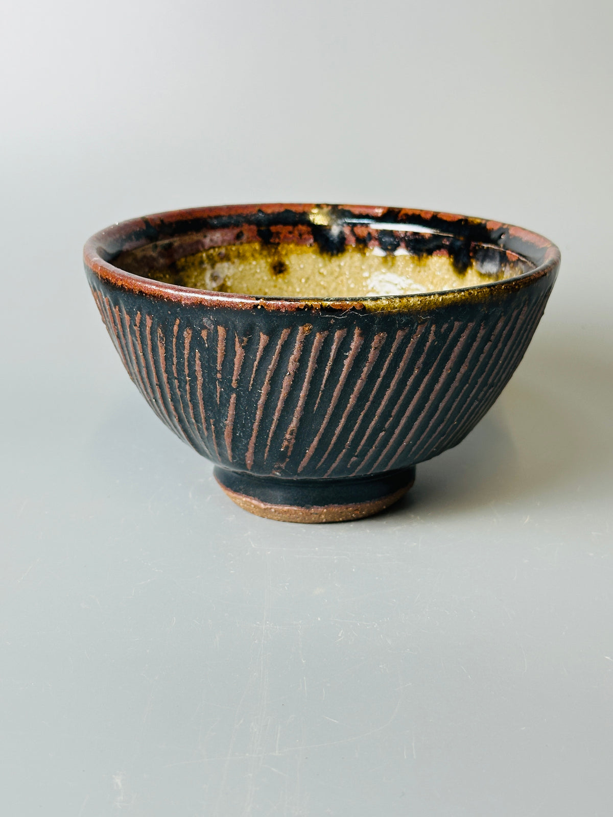 Regular bowl, fluted, temmoku, nuka, T1609