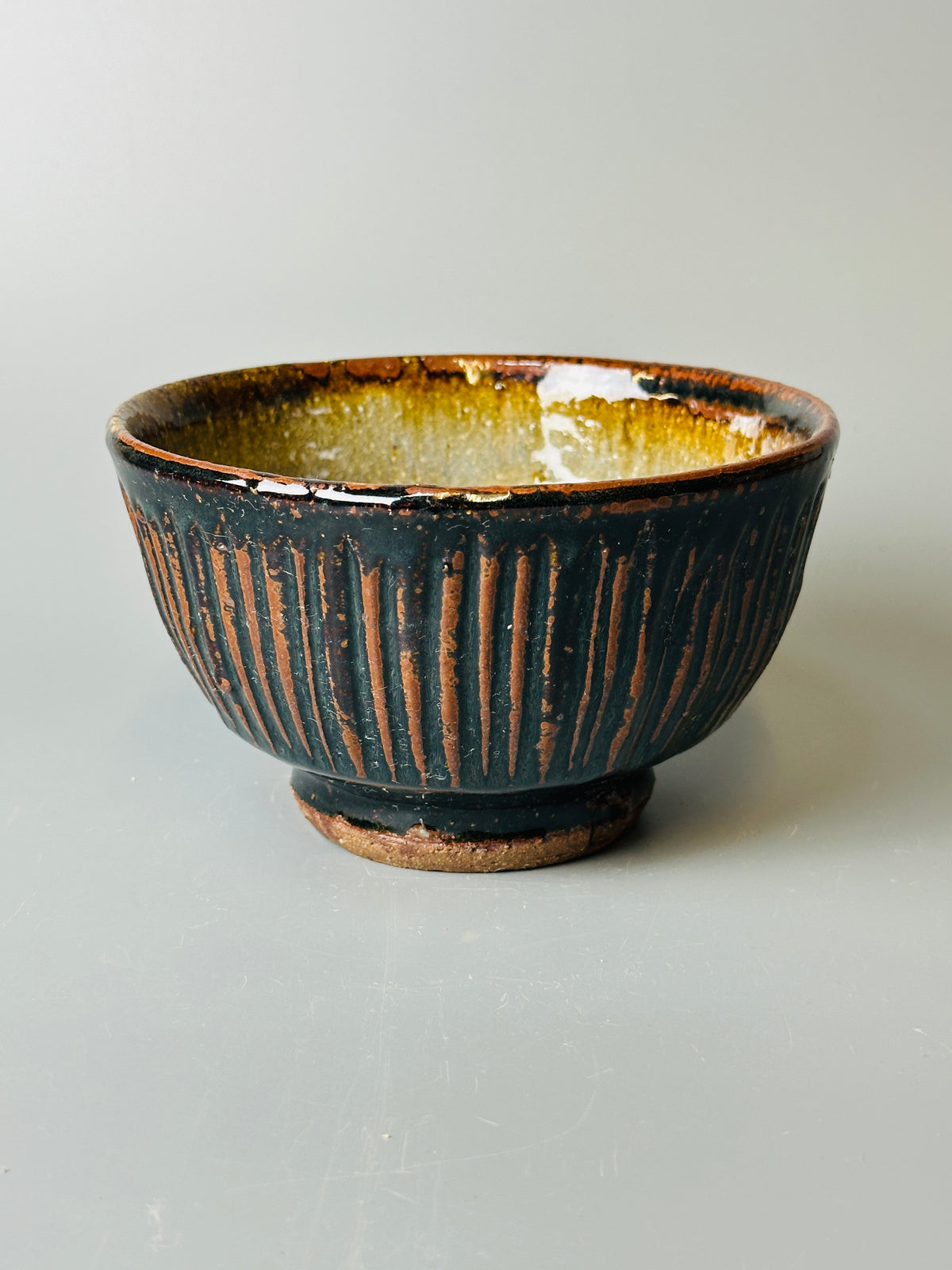 Regular bowl, fluted, temmoku, nuka, T1615