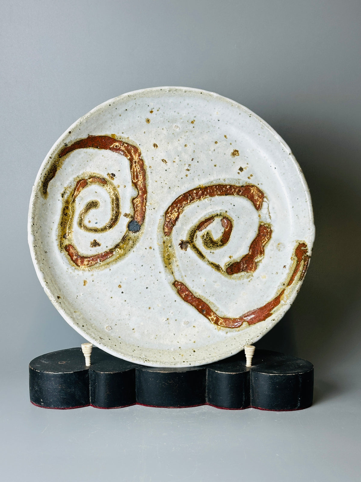 Medium plate, nuka, kaki, T1619