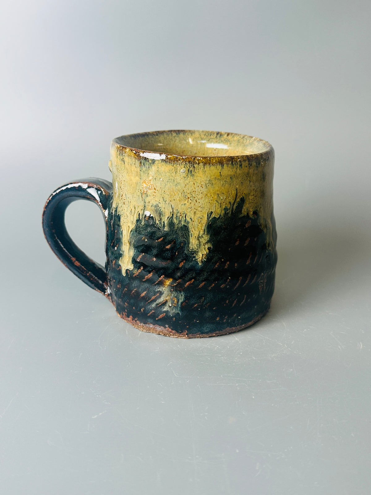 Mug, rope marked, temmoku, nuka T1622