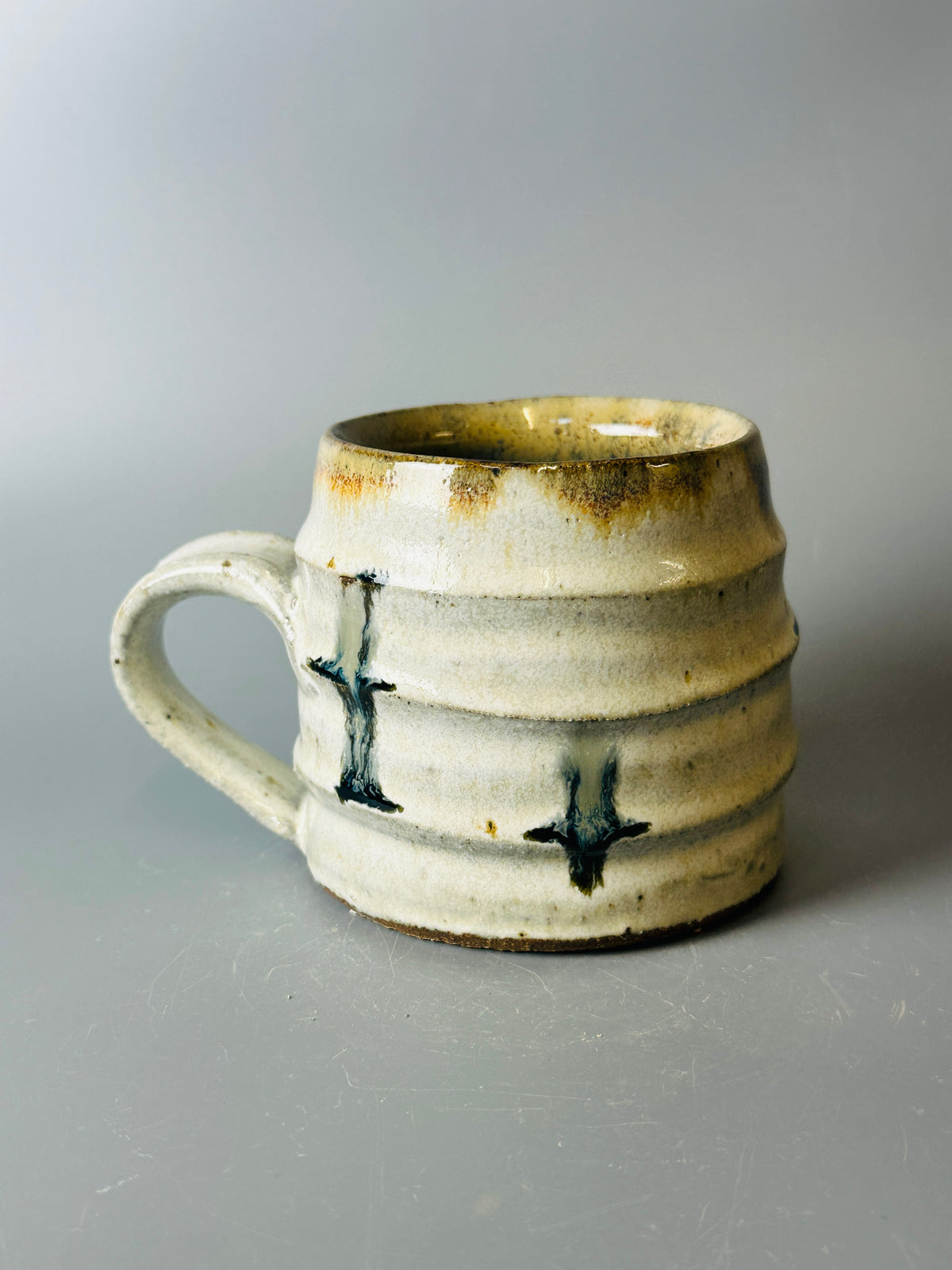 Mug, ridged, nuka T1639