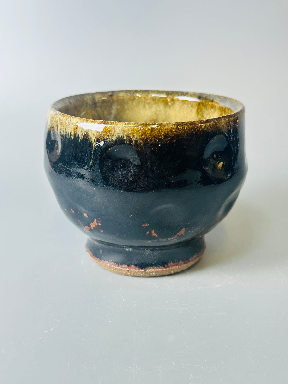 Yunomi, stamped, temmoku, nuka, T1670