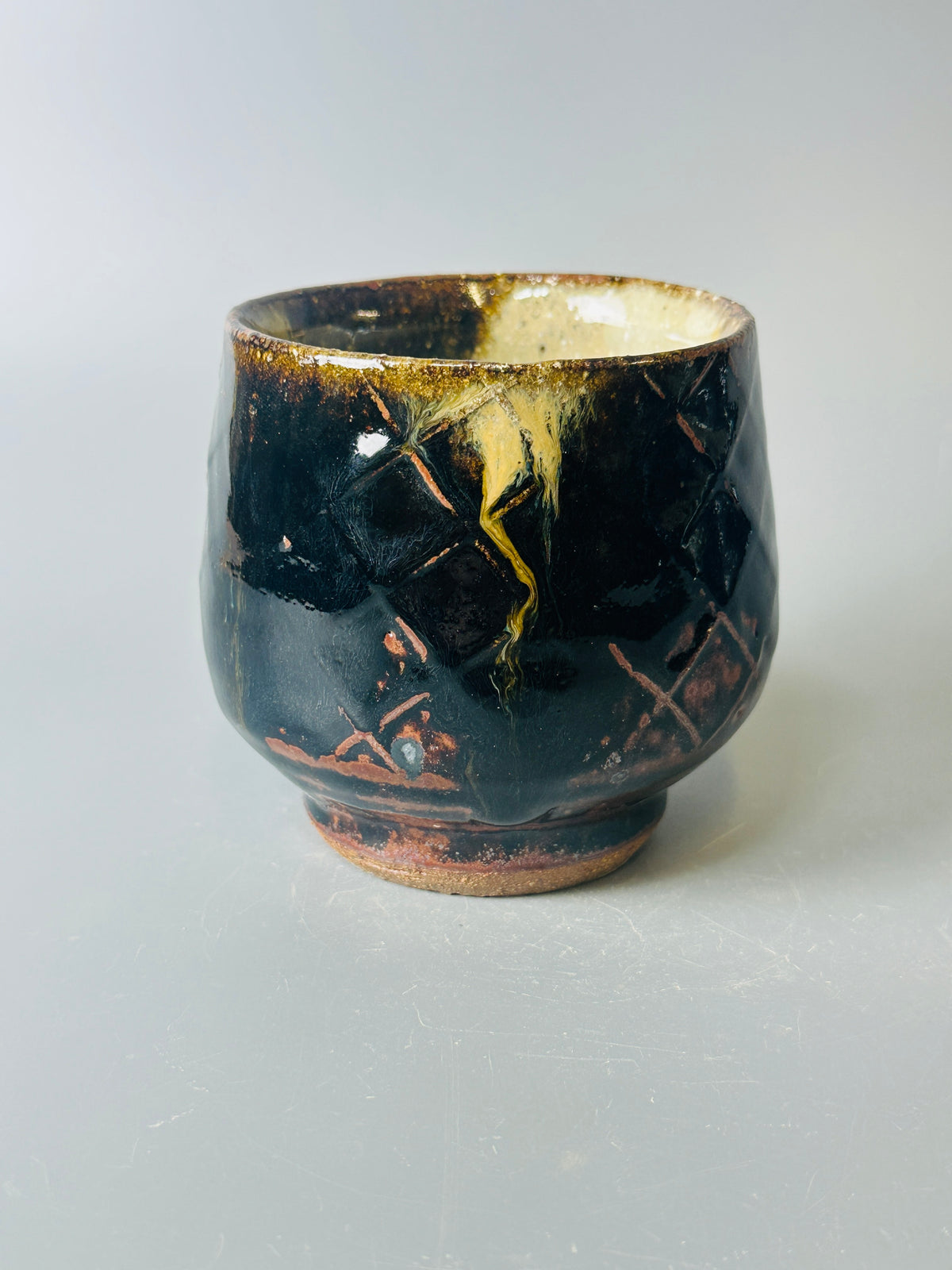 Yunomi, paddled, temmoku, nuka, T1671