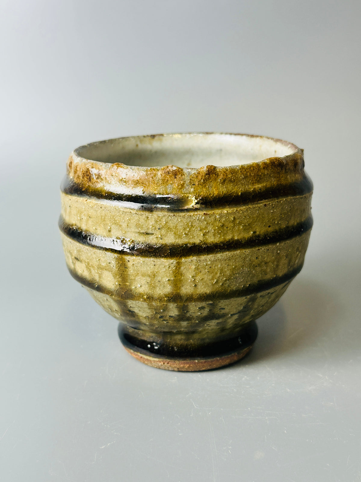 Yunomi, ridged, cherry ash, nuka T1672